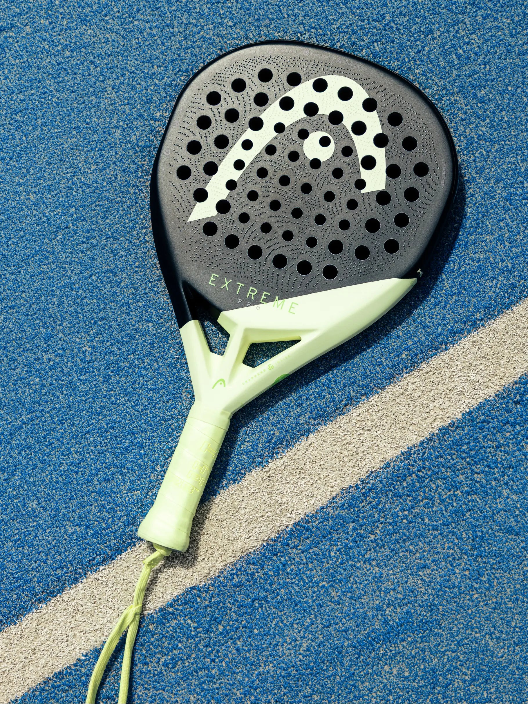 HEAD Extreme Pro 2026 padel racket on court