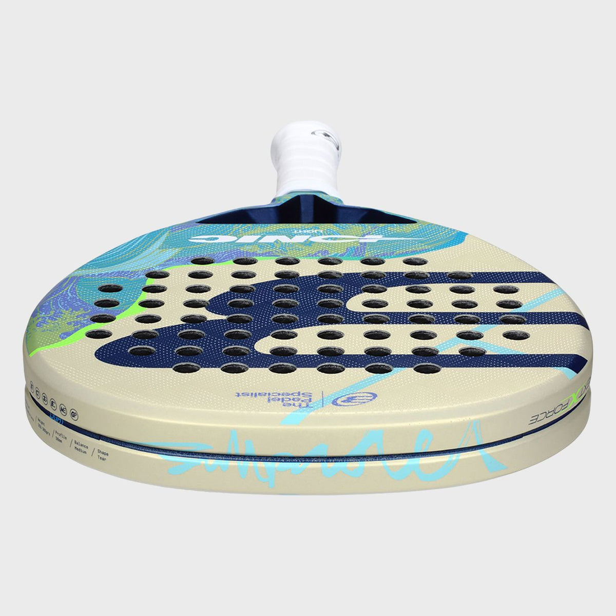 Bullpadel Ionic Light 2026 padel racket detail